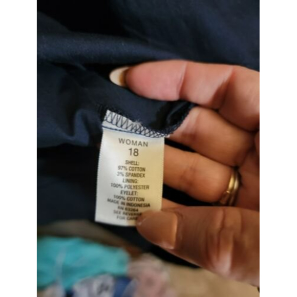 Roz & Ali Woman Sleeveless Shirt Dress Size 18 Blue Eyelet Back Full Button Down - Picture 5 of 5